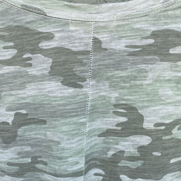 Ultra Flirt Las Angeles Sz XL Camo Tee - Picture 3 of 8